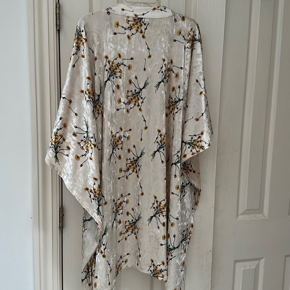 Anthropologie Kimono